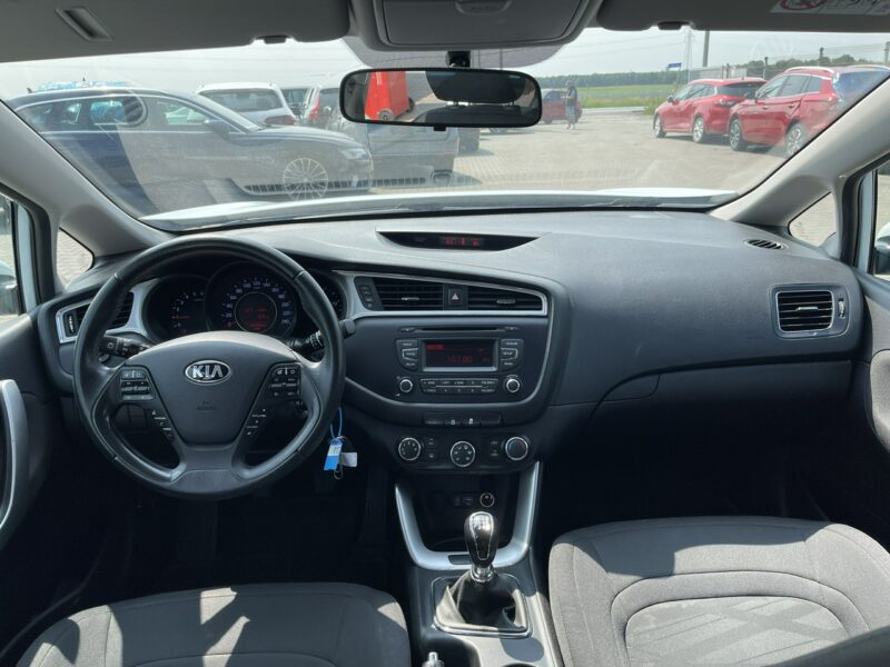 Kia Cee'd Klimatyzacja Czujniki parkowania Tempomat II (2012-)