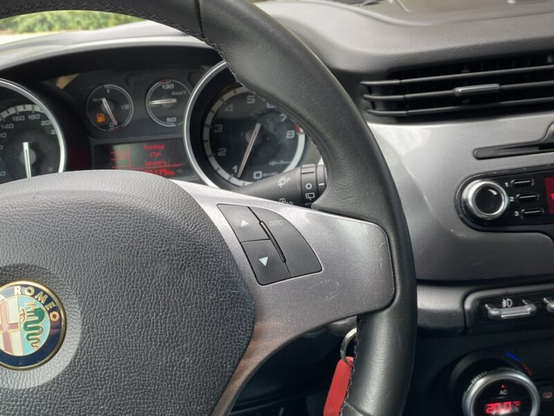 Alfa Romeo Giulietta 2011/2012 1.4 170 KM Salon Polska, Gwarancja