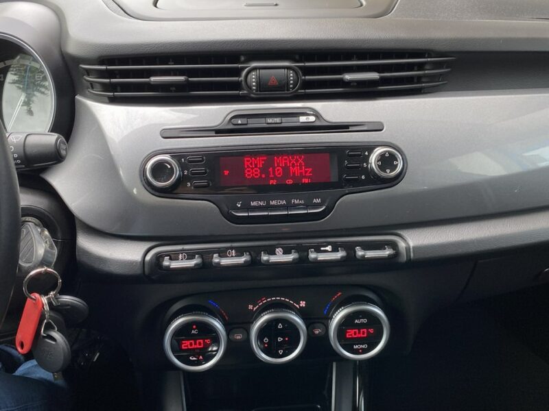 Alfa Romeo Giulietta 2011/2012 1.4 170 KM Salon Polska, Gwarancja