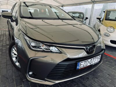 Toyota Corolla 1.5 Benzyna* 125 KM* 6 Biegów* SALON POLSKA* Zarejestrowana* E21 (2019-)