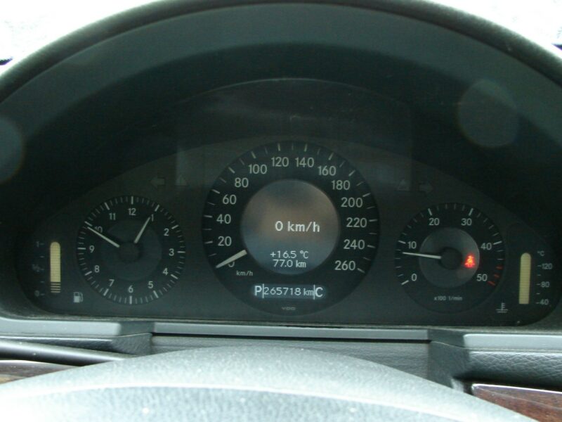 Mercedes E 200 2.2 DCI 150 KM W211 (2002-2009)