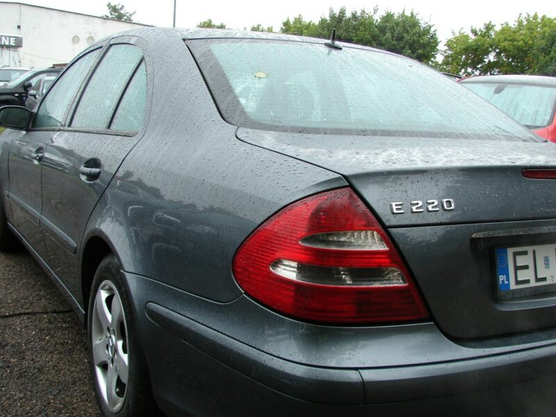 Mercedes E 200 2.2 DCI 150 KM W211 (2002-2009)