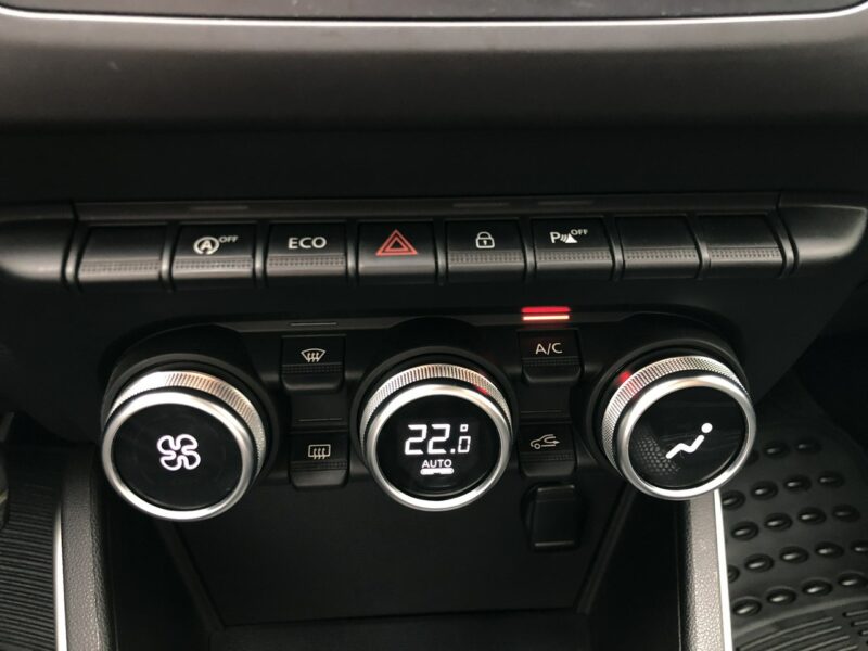 Dacia Duster 2018r 1.5 dCI 110KM Kamera Navi Czujniki Tempomat Niski przebieg Hak II (2017-2024)