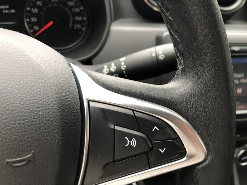 Dacia Duster 2018r 1.5 dCI 110KM Kamera Navi Czujniki Tempomat Niski przebieg Hak II (2017-2024)