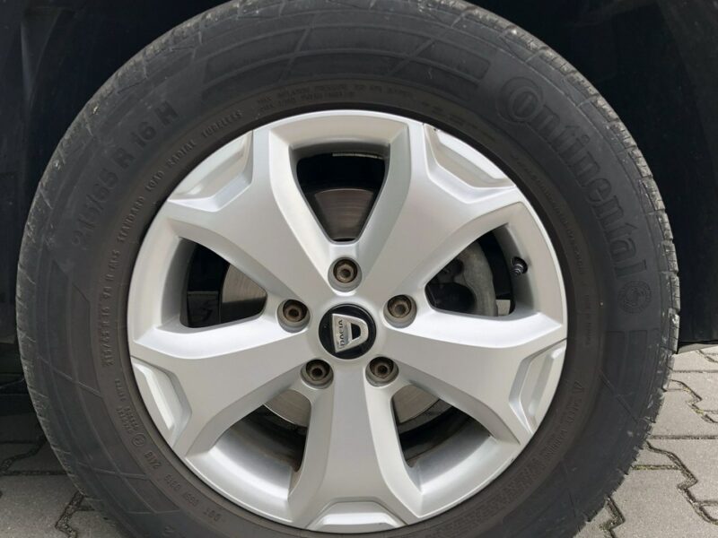 Dacia Duster 2018r 1.5 dCI 110KM Kamera Navi Czujniki Tempomat Niski przebieg Hak II (2017-2024)