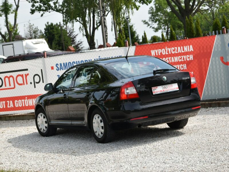 Škoda Octavia 1.6TDi 105KM 2011r. Salon Klimatyzacja Isofix ZADBANA Polecam II (2004-2013)