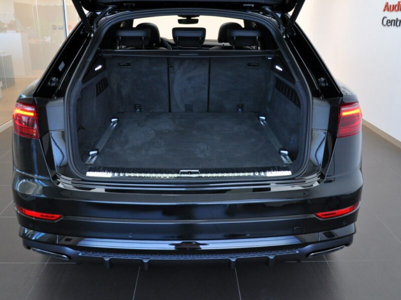 Audi Q8 55TFSIe Quattro Sline B&O Virtual MatrixLed Kamery360 TempomatAC Alu21