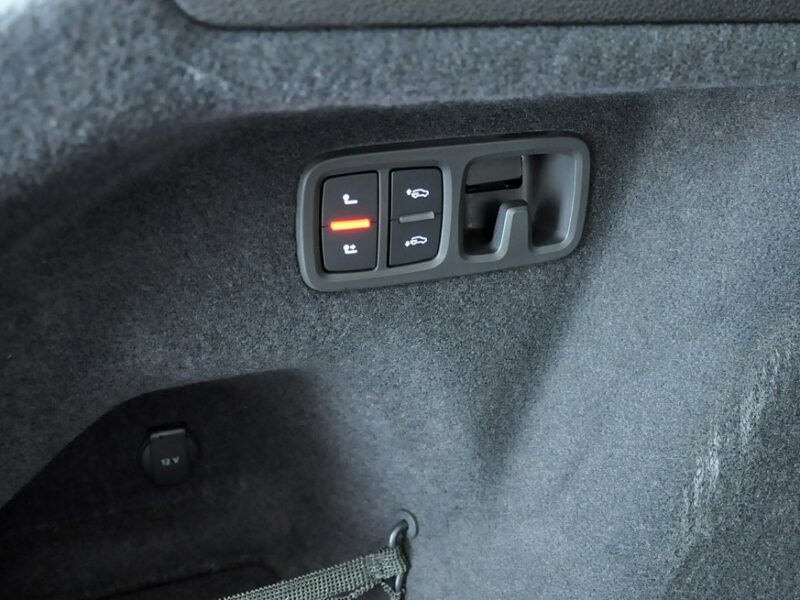 Audi Q8 55TFSIe Quattro Sline B&O Virtual MatrixLed Kamery360 TempomatAC Alu21
