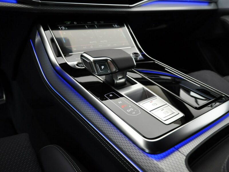 Audi Q8 55TFSIe Quattro Sline B&O Virtual MatrixLed Kamery360 TempomatAC Alu21
