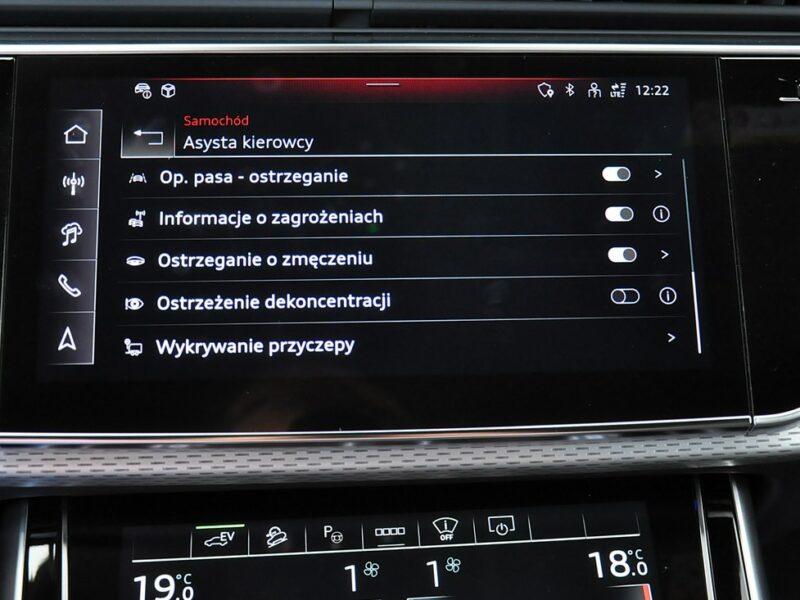 Audi Q8 55TFSIe Quattro Sline B&O Virtual MatrixLed Kamery360 TempomatAC Alu21