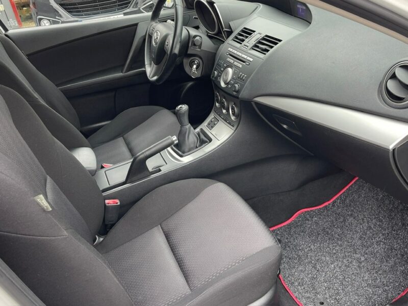 Mazda 3 Zarejestrowany Ubezpieczony II (2009-2013)