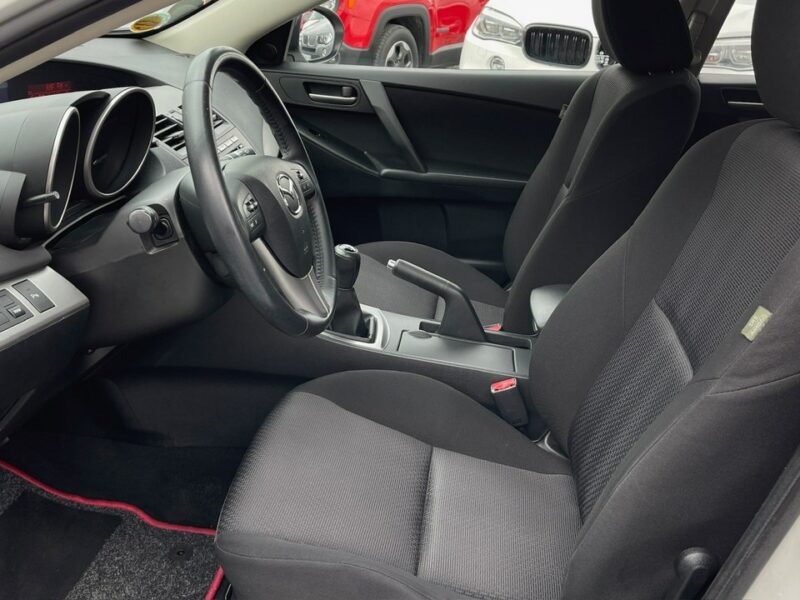 Mazda 3 Zarejestrowany Ubezpieczony II (2009-2013)