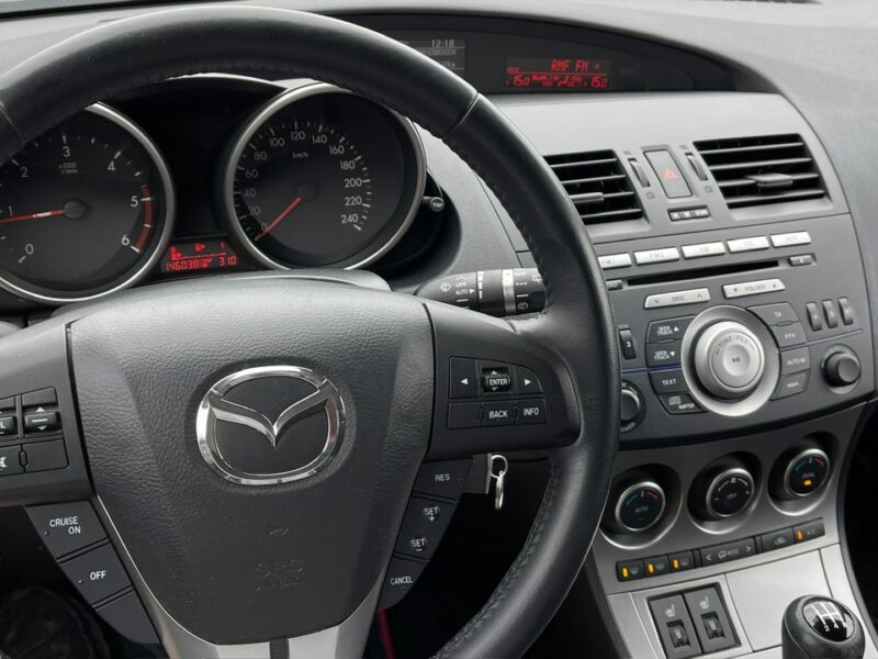 Mazda 3 Zarejestrowany Ubezpieczony II (2009-2013)