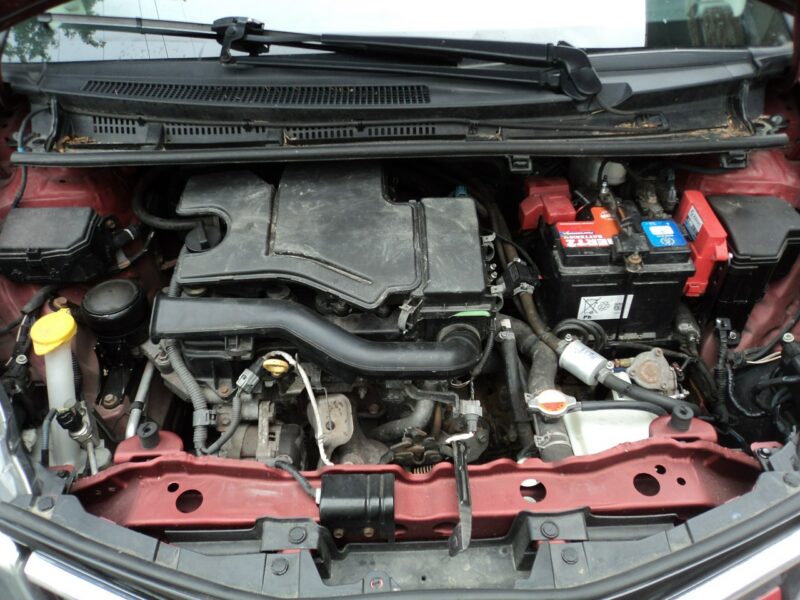 Toyota Yaris sprzedam ŁADNĄ toyote YARIS Z2015r b+gaz III (2011-2019)
