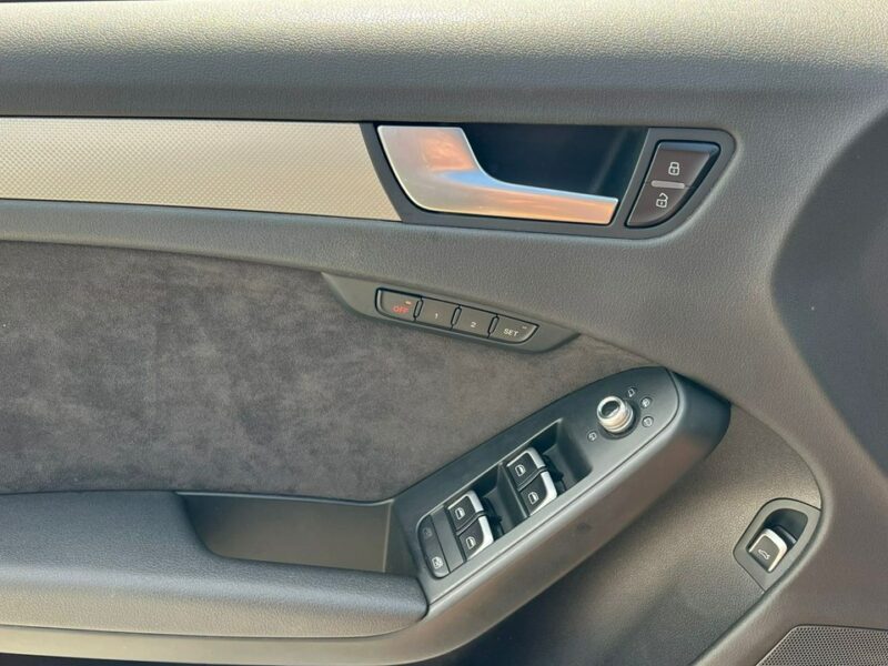 Audi A4 LIFT 3,0 TDI * Duża Navi * Ledy* Skóra S-LINE Gwarancja * Automi-x pl B8 (2007-2015)
