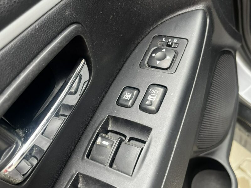 Mitsubishi ASX Mitsubishi ASX 1.6B 2012r Klimatyzacja Alufelgi Serwis Hak Zarejestrow