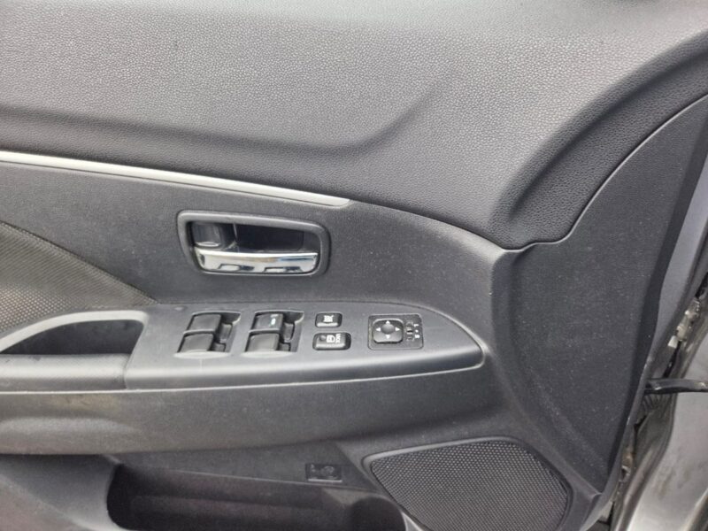 Mitsubishi ASX Mitsubishi ASX 1.6B 2012r Klimatyzacja Alufelgi Serwis Hak Zarejestrow