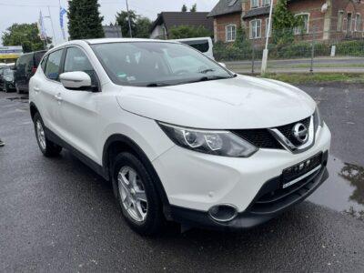 Nissan Qashqai Nissan Qashqai 1.2 DIG-T Acenta Klimatronik Navi Kamera Model 2015 II (2013-2021)