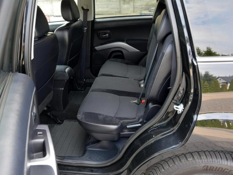 Mitsubishi Outlander 2.0(147KM) Lift 153 przebiegu pół-Skóry ASO Oryginał Hak ASO II (2006-2013)