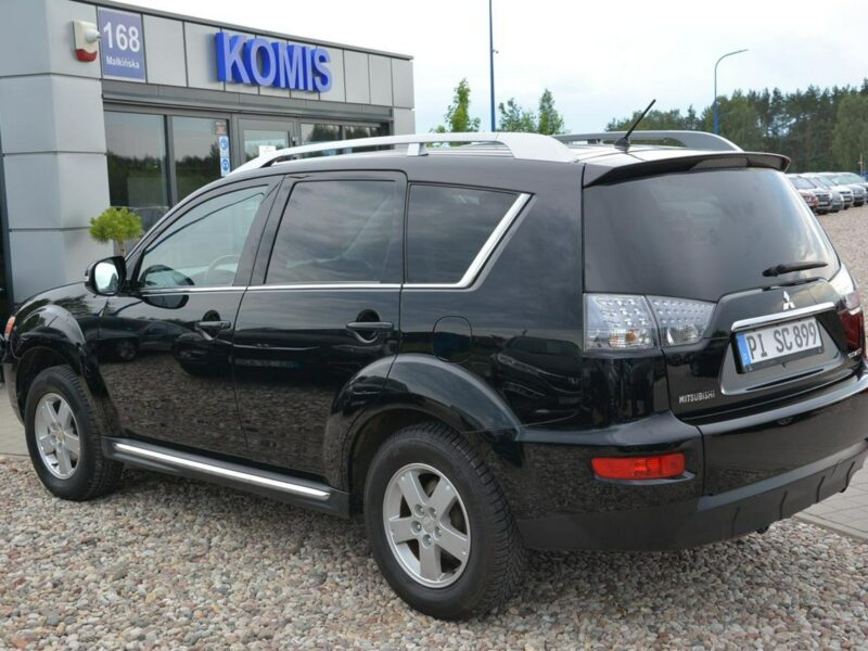 Mitsubishi Outlander 2.0(147KM) Lift 153 przebiegu pół-Skóry ASO Oryginał Hak ASO II (2006-2013)