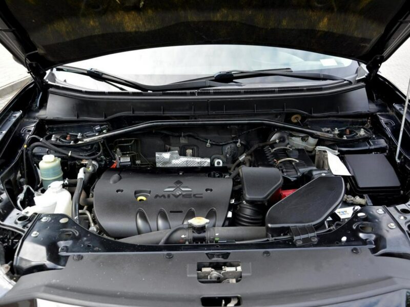 Mitsubishi Outlander 2.0(147KM) Lift 153 przebiegu pół-Skóry ASO Oryginał Hak ASO II (2006-2013)