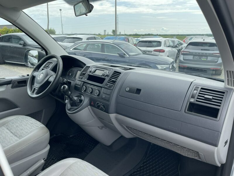 Volkswagen Transporter T5 Klimatyzacja 9 osobowy T5