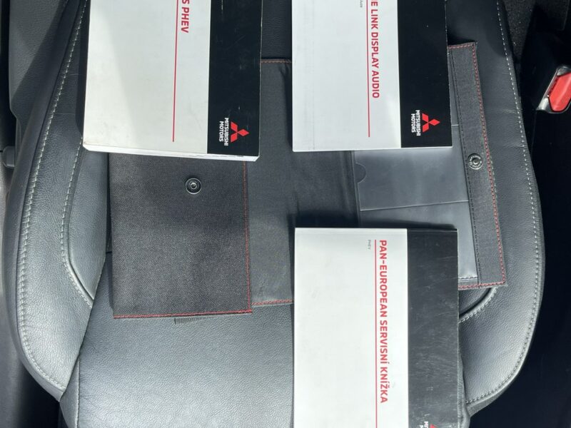 Mitsubishi Eclipse Cross Hybryda PHEV Automat Skóra 188KM VI (2018-)