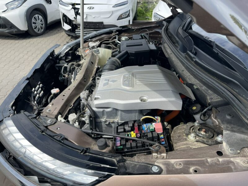 Mitsubishi Eclipse Cross Hybryda PHEV Automat Skóra 188KM VI (2018-)