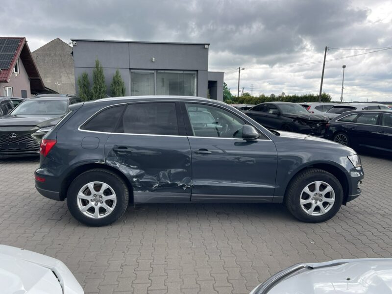 Audi Q5 Quattro Parktronik Czujniki parkowania 170KM 8R (2008-)