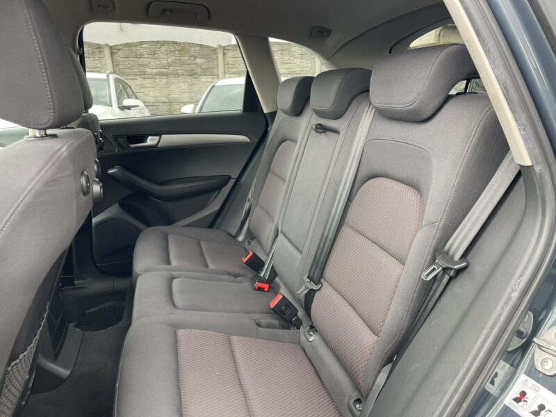 Audi Q5 Quattro Parktronik Czujniki parkowania 170KM 8R (2008-)