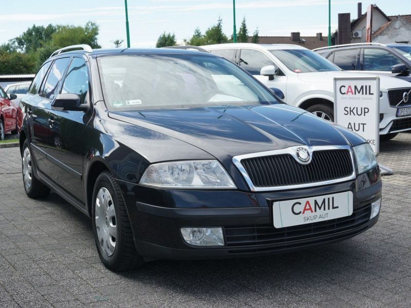 Škoda Octavia 1.6 Benzyna 102KM z klimatyzacją, zarejestrowana, ubezpieczona, II (2004-2013)