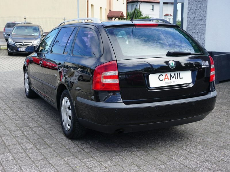 Škoda Octavia 1.6 Benzyna 102KM z klimatyzacją, zarejestrowana, ubezpieczona, II (2004-2013)