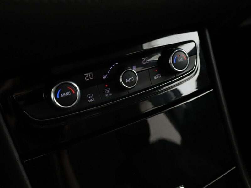 Opel Grandland X 1.2Turbo Design Line Klimatyzacja Tempomat Kamera PDC LED Nowy Rozrząd