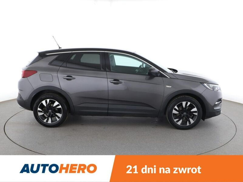 Opel Grandland X 1.2Turbo Design Line Klimatyzacja Tempomat Kamera PDC LED Nowy Rozrząd