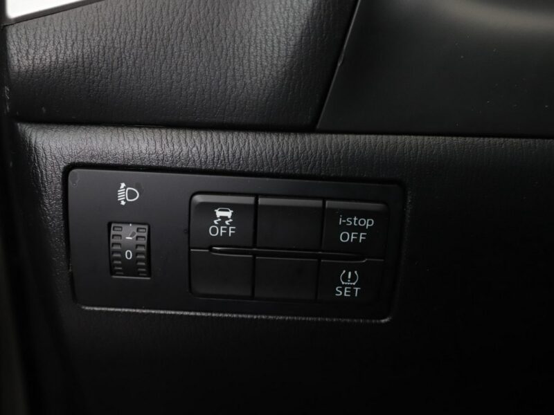 Mazda 3 navi klimatyzacja automatyczna multifunkcja III (2013-)
