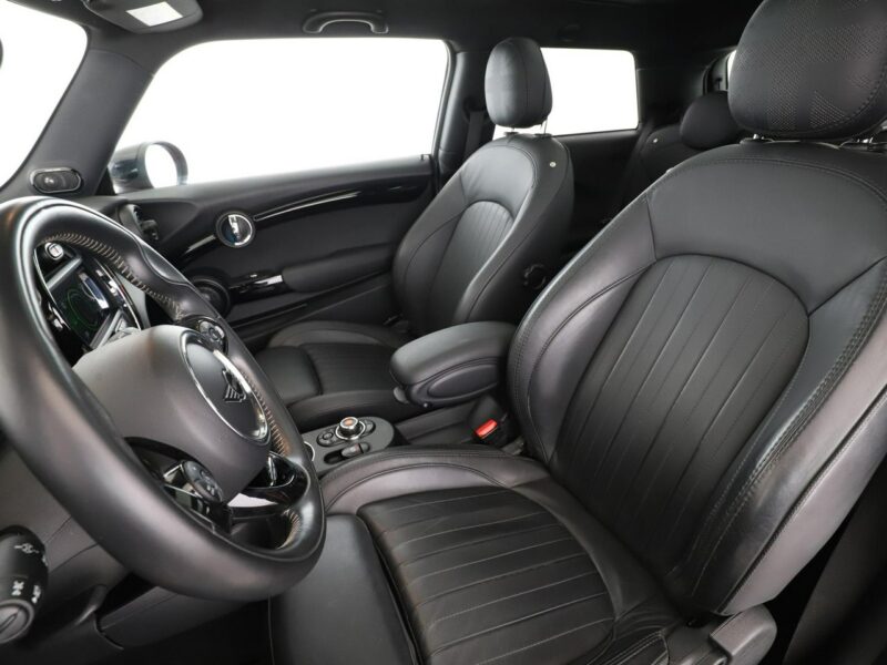 Mini Cooper automat skóra panorama grzane fotele FullLED HarmanKardon tempomat PDC II (2006-)