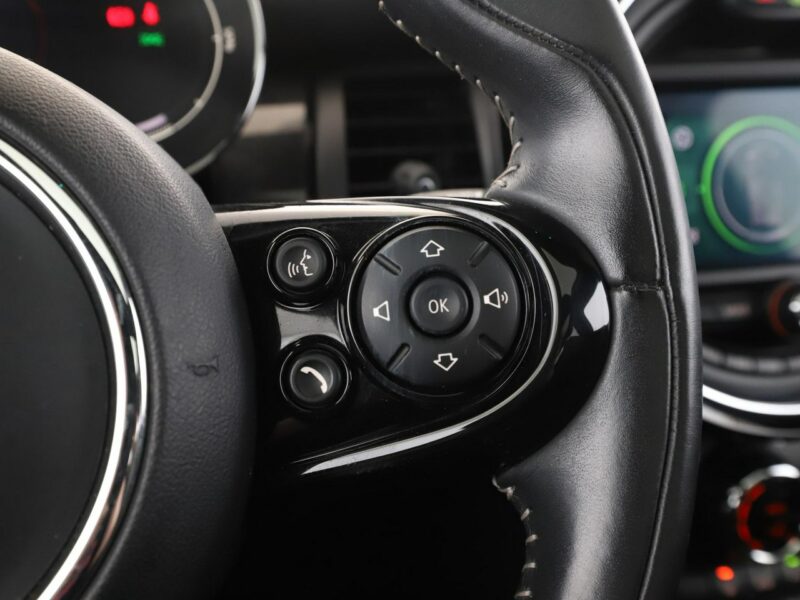 Mini Cooper automat skóra panorama grzane fotele FullLED HarmanKardon tempomat PDC II (2006-)