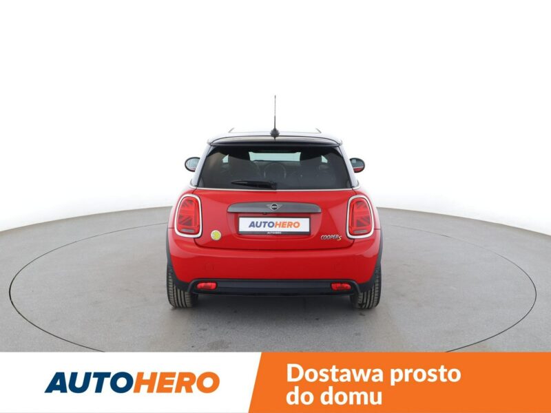 Mini Cooper automat skóra panorama grzane fotele FullLED HarmanKardon tempomat PDC II (2006-)