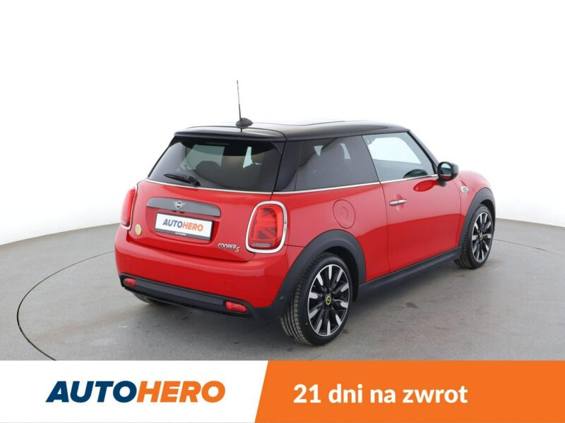 Mini Cooper automat skóra panorama grzane fotele FullLED HarmanKardon tempomat PDC II (2006-)