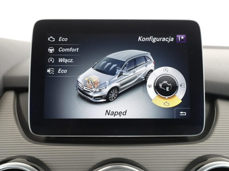Mercedes B 180 automat full LED navi klima kamera i czujniki parkowania W247 (2018-)