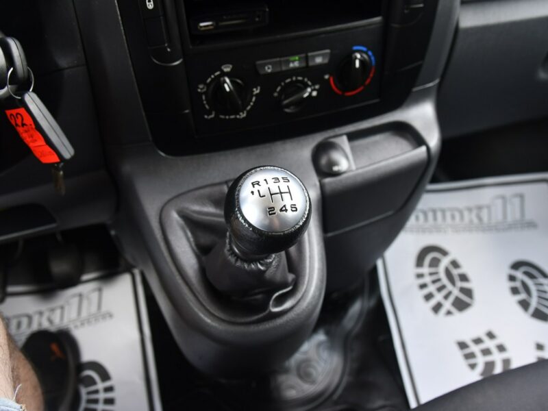 Peugeot Expert 2,0hdi DUDKI11 9 Osobowy.Tempomat.Klimatyzacja.El.Szyby.Centralka.kred II (2007-)