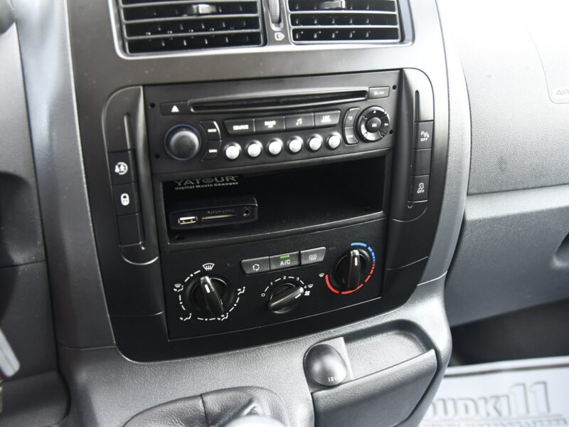 Peugeot Expert 2,0hdi DUDKI11 9 Osobowy.Tempomat.Klimatyzacja.El.Szyby.Centralka.kred II (2007-)