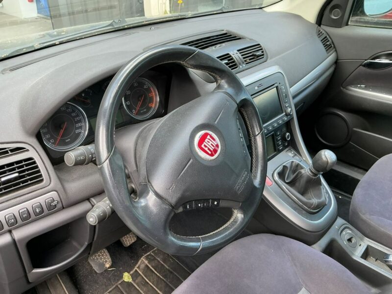 Fiat Croma Klimatronik, parktronik, mocny i niezawodny Diesel, hak, zarejestrow. II (2005-)