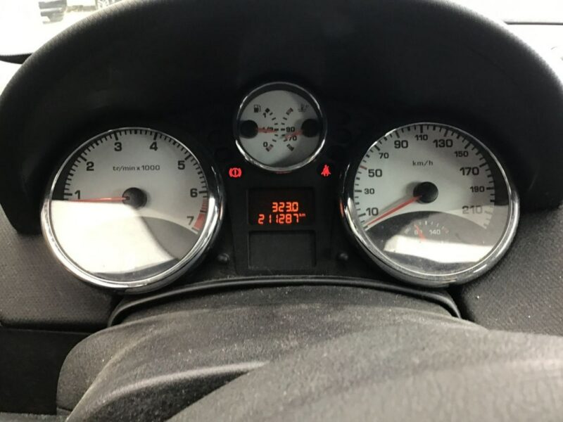 Peugeot 207 Oszczędna benzyna, 5 drzwi, klimatyzacja, isofix, z Holandii