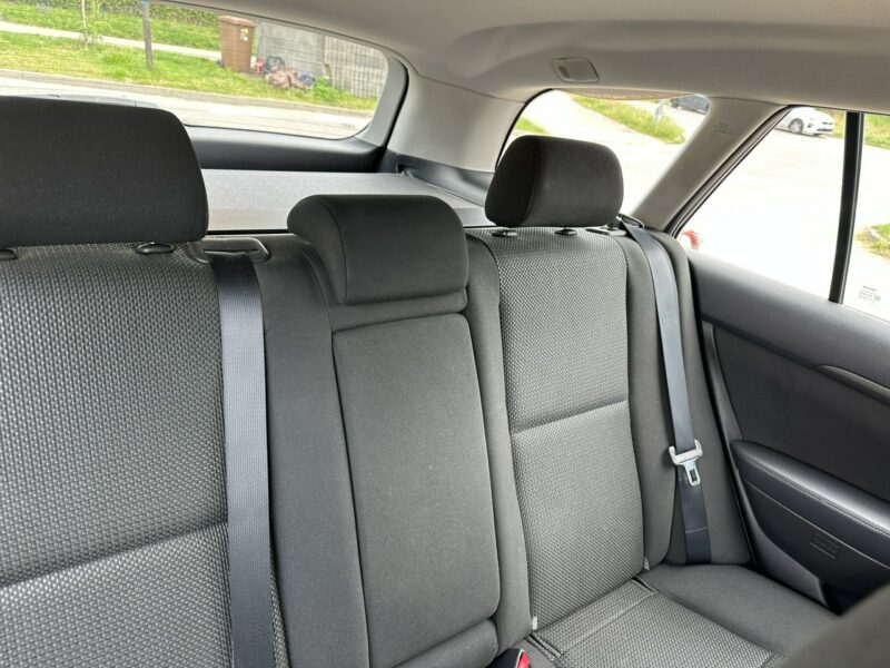 Toyota Avensis Niezawodna, mocna benzyna, symboliczny przebieg, klimatronik, zadbana II (2003-2009)