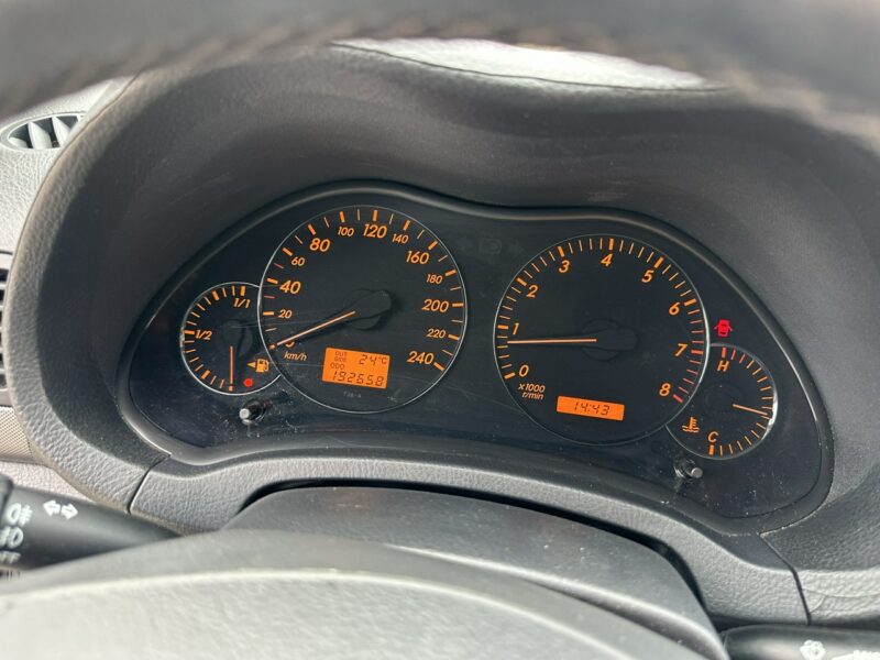 Toyota Avensis Niezawodna, mocna benzyna, symboliczny przebieg, klimatronik, zadbana II (2003-2009)