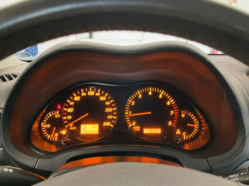 Toyota Avensis Niezawodna, mocna benzyna, symboliczny przebieg, klimatronik, zadbana II (2003-2009)