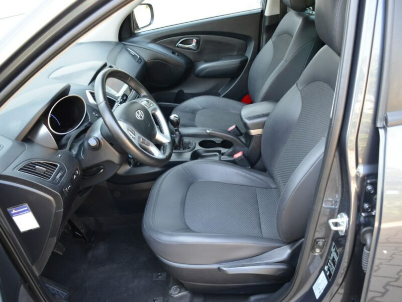 Hyundai ix35 2.0CRDi 184KM Serwis Skóra Navi Kamera Gwarancja