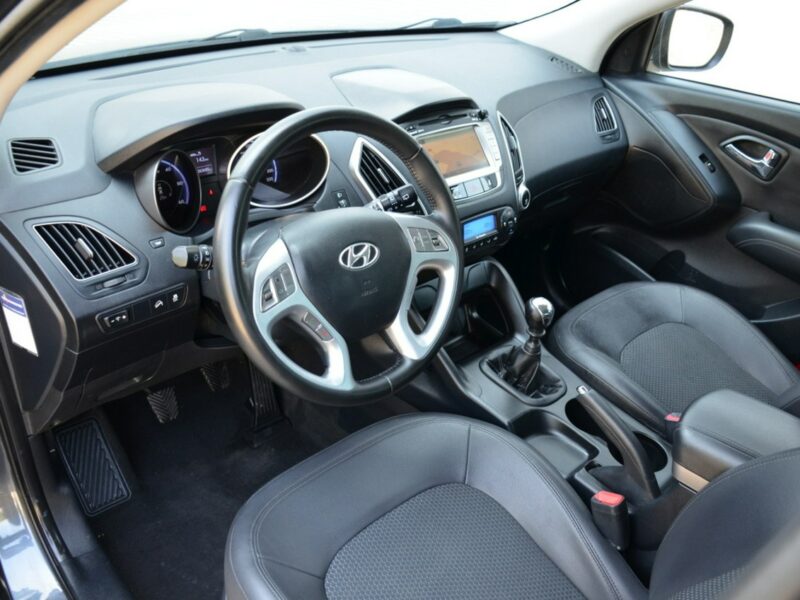 Hyundai ix35 2.0CRDi 184KM Serwis Skóra Navi Kamera Gwarancja