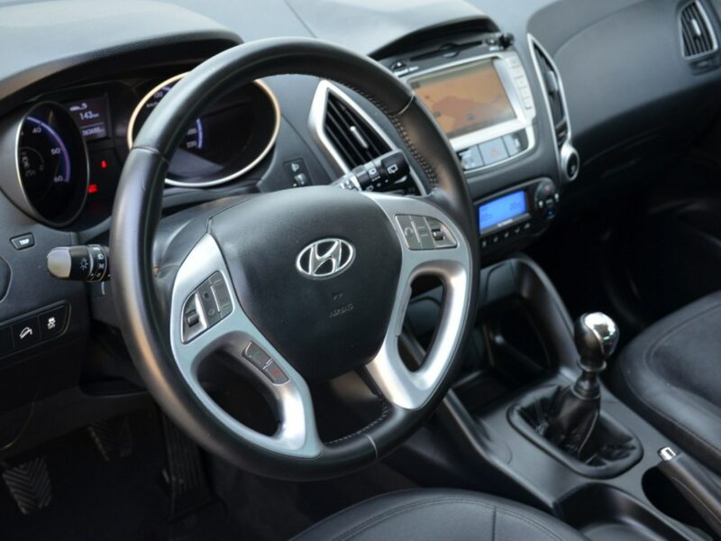 Hyundai ix35 2.0CRDi 184KM Serwis Skóra Navi Kamera Gwarancja